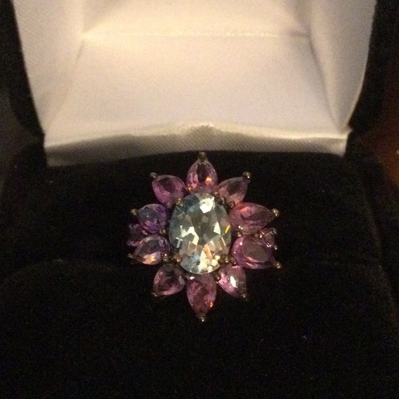 Splendid Genuine Blue Topaz & Amethyst Ring - Picture 7 of 14